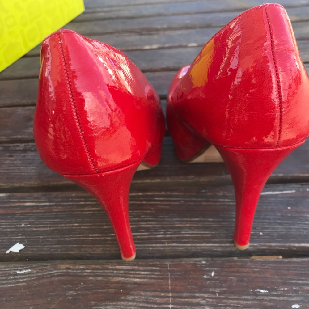Red Heels - Picture 3 of 5